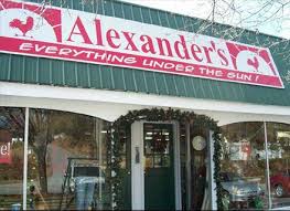Alexander S Blairsville Ga Opened In 1957 As A General Store It Is Now A 50 000 Sq Ft Shopping Exper Blairsville Blairsville Georgia Antiques Road Trip