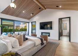 Christina Milian et M. Pokora mettent en vente leur maison de Beverly  Grove, à Los Angeles pour 4,7 millions de dollars - Voici