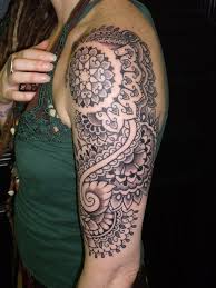 Black And White Half Sleeve Tattoo Women Like This But I Would Rather Have It On My Side Going Down My Ribs Quarter Sleeve Tattoos Tattoos For Women Half Sleeve Half Sleeve Tattoos Designs