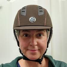 Is this helmet too loose or snug?
