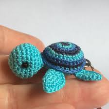 Mer Tortue Key Holder Handmade Crochet Amigurumi Turtle Handmade In France Handmade In Brittany Marine Turtle Turquoise Blue Handmade Crochet Crochet Handmade