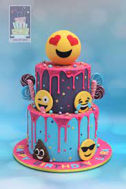 Popsugar Emoji Birthday Cake Birthday Cake Girls Emoji Cake