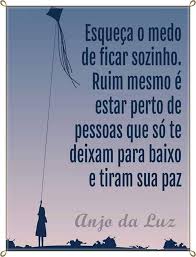 Uma clara referência à solidão acompanhada, talvez a mais terrível de todas. Verdade Antes So Do Que Mal Acompanhado Frase Para Refletir Mensagens Palavras Positivas