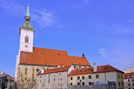 Cms made it to the arbitration powerlist 2021 of legal500. Martinsdom In Bratislava Slowakei Franks Travelbox