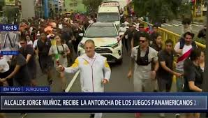 Los highlights y las noticias destacadas de los juegos panamericanos en marca claro méxico Juegos Panamericanos Lima 2019 Alcalde De Lima Jorge Munoz Corrio Con La Antorcha Edicion Correo