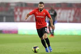 Troillan was comfortable on the ball for most of the game and constantly avoided the press. Xzczil Ca6j5am