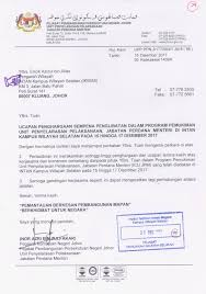 Beliau telah melukis peta pembangunan negeri johor. Facebook