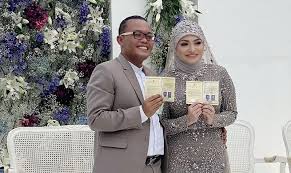 #selebtiktok #sulechannel #natalieholscher #pendakimesum #abgmesum #mesumdihotel #cewecantikmesum #viralmesum #japanese #vidiomesum #vidiosyur #viralselingk. Malam Pertama Dengan Sule Nathalie Holscher Diganggu Andre Taulany Okezone Celebrity