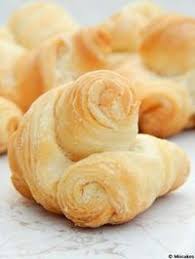 Pan Cremona Y Cuernitos Con Imagenes Recetas De Panaderia Pan Casero Receta Panaderia Y Confiteria