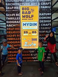 The one with the the three little pigs, or little red riding hood, or both. Big Bad Wolf Sarawak 2019 Monolog Kakmim