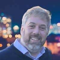 400+ "Andrew E." profiles