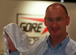 Gore-Tex 是什麼？又該如何清洗？一篇帶你認識這個防水透氣面料有多厲害！