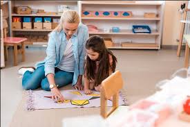 El método montessori es una de las tendencias más importantes en la actualidad en educación. Que Es El Metodo Montessori Y Como Aplicarlo En Casa 1 2 Familias En Ruta