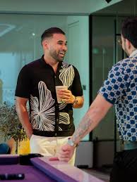 Moyn Islam (@moynislam) • Instagram photos and videos