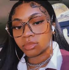 Destinee Holton's Instagram, Twitter & Facebook