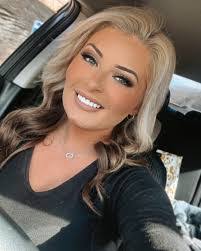 Starla Cameron's Instagram, Twitter & Facebook