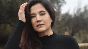 Jun 13, 2021 · una efectivo de la pdi muere tras recibir un impacto de bala, en medio de un operativo en la comuna de la pintana. Carolina Soto Se Atreve Y Lanza Su Propio Emprendimiento Habra Muchas Sorpresas Meganoticias