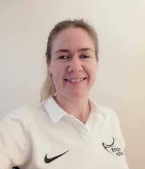 We really shouldn't let her out of our sight 🙈 coach Zoe Young spending  the evening with NSL head umpire Gary Burgess after the NSL finals  yesterday 🤩💜💙..and yes she is wearing