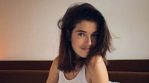 Marie nasemann beim friseur in münchen. Wegen Baby Keine Zeit Mehr Marie Nasemann Andert Plane Fox News Youtube