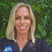 Mary Trask's Instagram, Twitter & Facebook