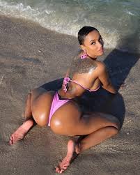 Shanty Francos Feet << wikiFeet