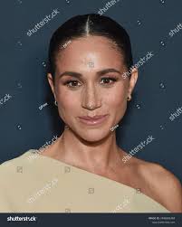 107 Megan Markle Images, Stock Photos, and Vectors