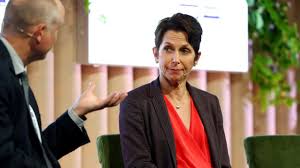 Jayne hrdlicka joined our board of directors in july 2020 and serves on our governance and nominating committee. Unions Push Back On Jayne Hrdlicka As Potential Virgin Ceo