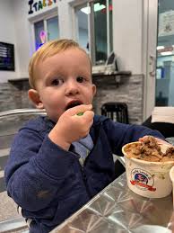 Cute area in Tampa with shops and restaurants