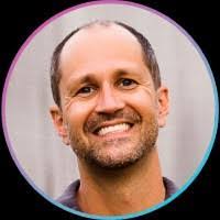 Shawn Elledge's Instagram, Twitter & Facebook