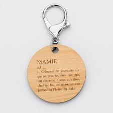 Porte Cles Personnalise Medaille Ronde Gravee Bois Mamie Porte Cle Personnalise Porte Cle Porte Cle Grave