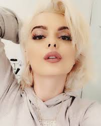 Bebe rexha uses kat von d eyeliner while doing her own makeup in the video get ready with. Bebe Rexha On Twitter Brooklyn Baby