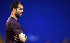 See more ideas about pep guardiola, pep guardiola style, bald men style. Manchester United V Barcelona Pep Guardiola Says Barcelona Could Drown