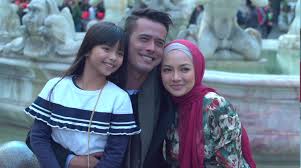 Sweetnya zul ariffin hadiahkan neelofa sejambak bunga shooting ti amo sweetheart 100 hari. Starhub National Day Free Preview Includes Thor Ragnarok Coco K Drama And A Lot More Nestia