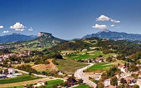 The region extends from the adriatic sea (east) almost across the peninsula between the po river (north) and the ligurian and tuscan apennines (west and south). Regional Italian Spotlight Emilia Romagna Barilla Pasta Recipes