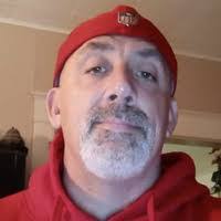 Derek Lamont's Instagram, Twitter & Facebook