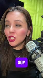 Lia Sandoval Locutora