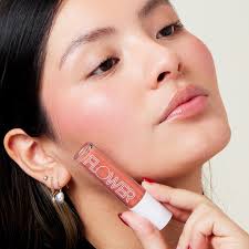 Bianca, Maggie, Ivy and Bri wear 🧡Amber Crush🧡 Shop our Gloss Crush Lip  Serum at your local @cvspharmacy or online at @ultabeauty