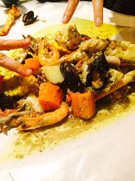 Dancing Crab Finger Licken Good Food Eat Crab