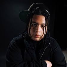 Kaleb Gill's Instagram, Twitter & Facebook