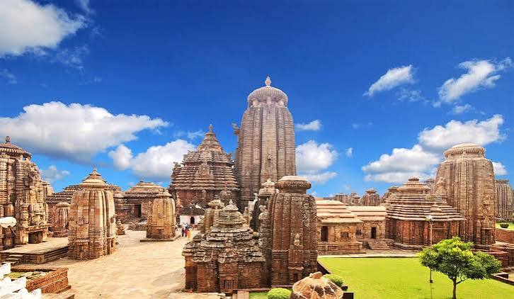 Lingaraja Temple, Bhubaneswar - Tripवाणी