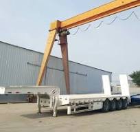 50 Ton Lowbed Semi Trailer Superior Carrying Capacity