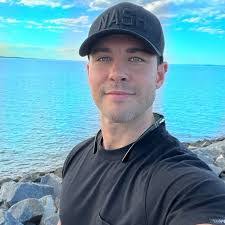 Dean Geyer's Instagram, Twitter & Facebook