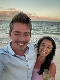 Brandon Hedlund's Instagram, Twitter & Facebook