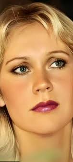 AGNETHA FÄLTSKOG 🌻💐🍁🍂🌿☀️