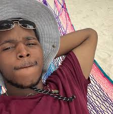 Caught him looking at my sister #lol #funny #prank #sister