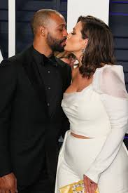 2 with husband justin ervin, the model announced on tuesday, july 13. Ashley Graham Husband Who Is Justin Ervin Who Magazine