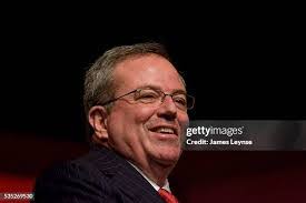 David Schoonover's Instagram, Twitter & Facebook