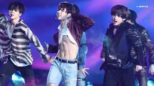 Bts's jungkook flexes his abs in new dvd spot and armys are shook Sexy Jungkook Bts Abs And Abs Image 7328918 On Favim Com