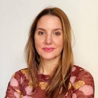 Lisa Colombo's Instagram, Twitter & Facebook