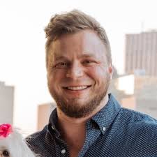 Travis Dillard's Instagram, Twitter & Facebook